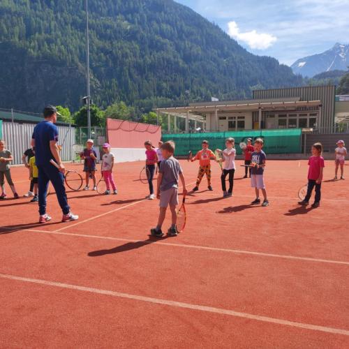 Tennisschnupperstunde mit Tennisschule Moitzi