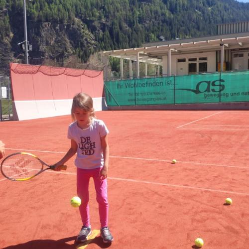 Tennis 25
